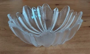 Dartington crystal Glass Hollywood Serving Bowl, diameter 21cms - Picture 1 of 5