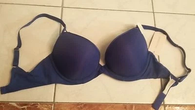 Damas Nuevo con etiquetas Nuevo con etiquetas Sujetador Gossamer 32D Púrpura Ligeramente Acolchado Nuevo con etiquetas Elevación Foto 1 de 3
