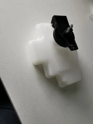 DeAgostini Lamborghini Huracan 1:10 Nitro RC Verbrenner Ausgabe: 5675CMC Tank  - Bild 1 von 4