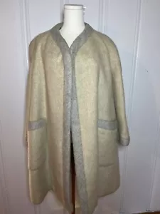 Vintage Geoffrey Beene Coat Robinson’s 50s 60s Cream Grey Lined *FAST SHIP* - Picture 1 of 9
