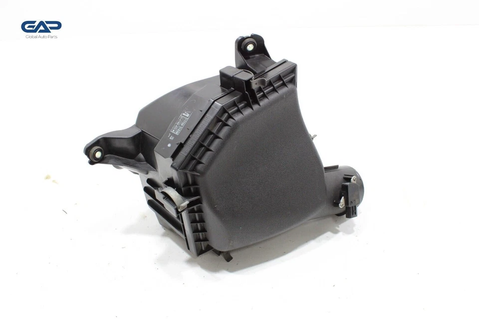 2014 - 2020 LEXUS IS300 IS250 IS350 ENGINE AIR CLEANER INTAKE FILTER BOX OEM - Image 1 of 4