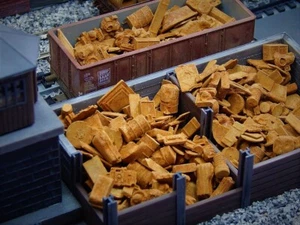 H0 1:87 Metallschrott rostig Juweela 30g oder 60g Ladegut Modellbaueisenbahn - Picture 1 of 2