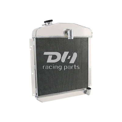 Radiador de 3 filas para 49-54 Plymouth Suburban 51-53 Cambridge 51-52 Concord 3,6/3,8 L Foto 1 de 4