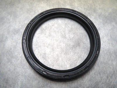 Sello principal trasero del cigüeñal del motor para Subaru Brat - Hecho en Japón - ¡Envío rápido! Foto 1 de 4