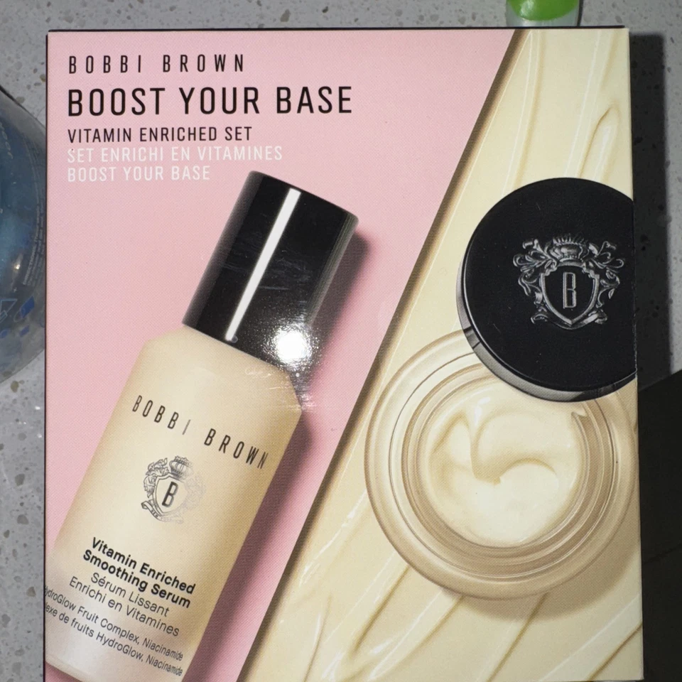 Conjunto Bobbi Brown Tamanho Completo Base Facial 1,7 Oz + Sérum Suavizante 1 Vitamina Enriquecida - Imagem 1 de 1