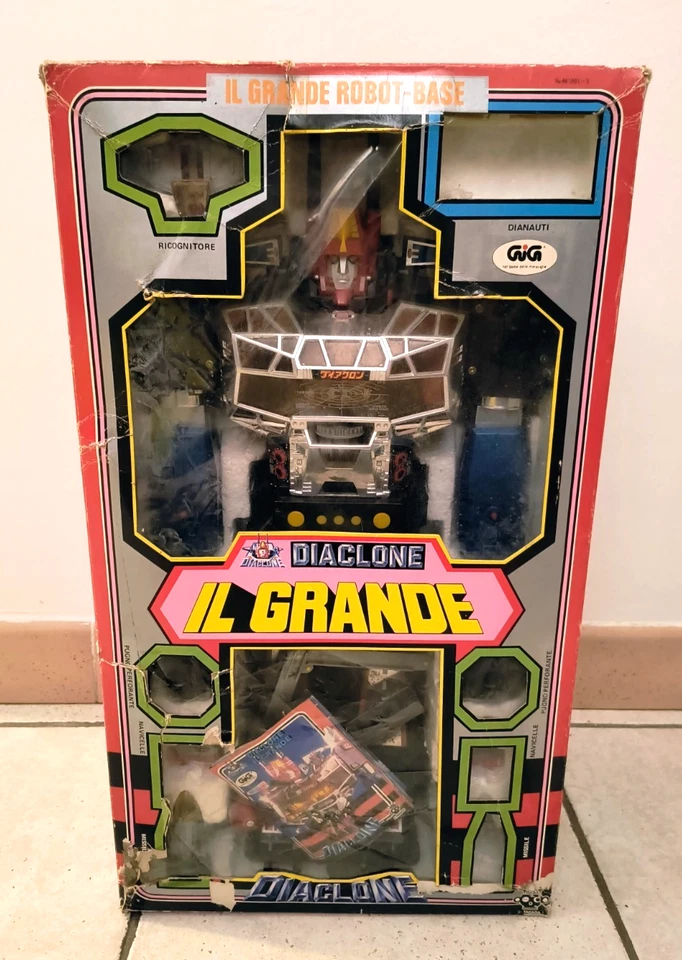 DIACLONE IL GRANDE Il Grande Robot-Base GIG TAKARA - Immagine 1 di 4
