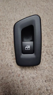 Jeep Compass Window Switch And Bezel Right Rear 2017 - 2023 - Image 1 of 4