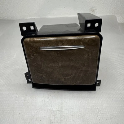 2011 - 2018 Infiniti QX56 QX80 Center Console Storage Ashtray Box Insert  Oem - Imagem 1 de 4