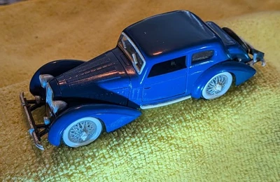 Винтажный литой автомобиль Rio Delahaye 135 м синий без коробки - Изображение 1 из 3