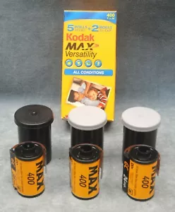 3 ROLLOS KODAK MAX 400 PELÍCULA IMPRESA EN COLOR - 2X 24 EXP Y 1X 36 EXP - 2006 - Imagen 1 de 1