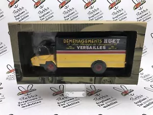 DIE CAST CAMION " BERLIET STRADAIR 50 VERSAILLES 1968 " SCALA 1/43 - Foto 1 di 3