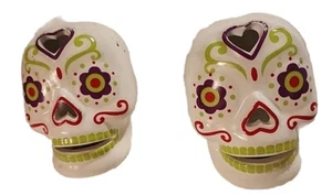 Keramik Sugar Skull 2 LED beleuchtet Tag der Toten Schädel ändert Farbe Mexiko gebraucht - Bild 1 von 10
