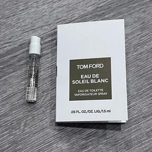 Tom Ford Eau de Soleil Blanc Eau de Toilette Spray Travel Sample Size 0.05oz - Picture 1 of 1