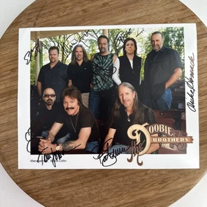 Foto promocional publicidad prensa firmada real autografiada de Doobie Brothers 8x10 - Imagen 1 de 7