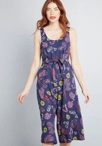 ModCloth Elated All Over Cropped Jumpsuit Gr. XS Garten Gemüse Nachhaltig - Bild 1 von 10