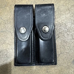 Gould And Goodrich B526 Black Leather Magazine Pouch Sig P220, Smith and Wesson - Picture 1 of 2