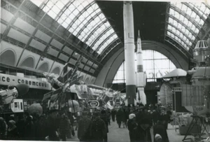 Foto de colección programa espacial URSS Rocket Union estación SOYUZ órbita SALUTE Sputnik - Imagen 1 de 2