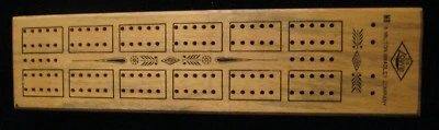 WOODEN CRIBBAGE  BOARD BY E.S. LOWE  A MILTON BRADLEY COMPANY #1503 1974 EDITION - Image 1 of 4