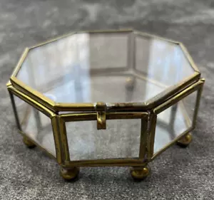 Vintage Messing Glas Fuß aufklappbar Schmuck Kurios Schmuckkästchen Display BESCHREIBUNG LESEN. - Bild 1 von 6