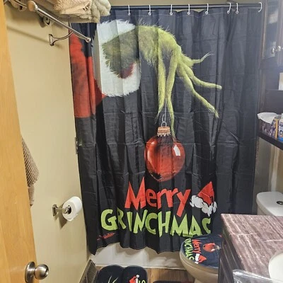 Набор рождественских занавесок для душа или ванной Merry Grinchmas. - Изображение 1 из 3