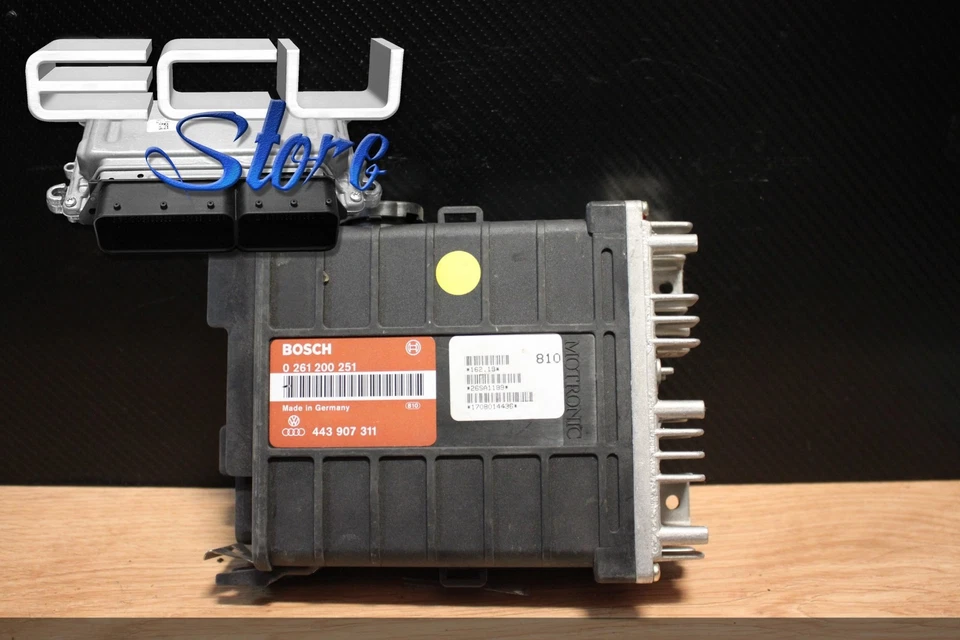 ECU / MOTORE CENTRALINA 0261200251 0 261 200 251 443907311 443 907 311 AUDI - Immagine 1 di 1