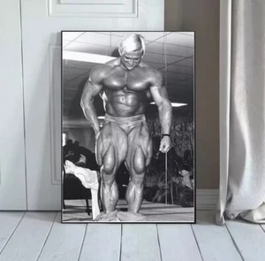 Póster vintage Tom Platz Premium blanco y negro, decoración del hogar - Imagen 1 de 8