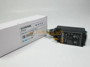 1PCS NEW SCHMERSAL Limit Switch ZR 236-11Z-U90 - Picture 1 of 5