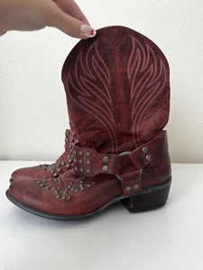 Ariat Red Zip up boot, size 5.5B... (Koala) - Picture 1 of 5