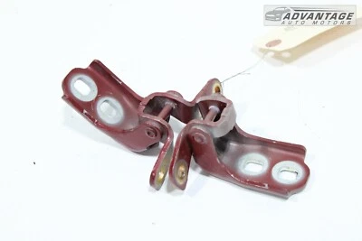 2019-23 CHEVROLET BLAZER FRONT RIGHT PASSENGER UPPER & LOWER DOOR HINGE SET OEM - Image 1 of 4