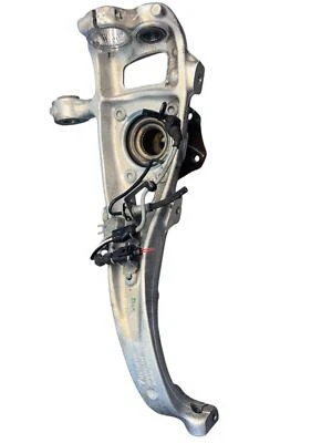 2019-2023 PORSCHE CAYENNE 9YA 3.0L AWD FRONT LEFT KNUCKLE SPINDLE WHEEL HUB 30K - Image 1 of 4