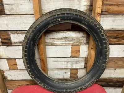 Neumático Goodyear Eagle S/T 3,25 - 18 acanalado nuevo de colección Foto 1 de 4