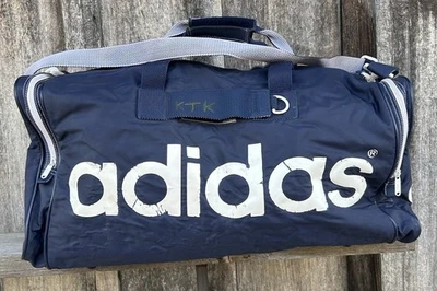 Bolso de Gimnasio Deportivo Adidas De Colección Años 90 Lona Azul Marino con Logotipo de Trifolio Blanco Foto 1 de 4