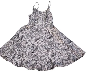 Old Navy Dress Women’s Sz XS Multicolor Floral Cami Sleeveless Smocked A Line  - Bild 1 von 12