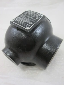 ITT MCDONNELL MILLER 764 CUERPO DE FLOTADOR DE CORTE DE AGUA BAJO SOLAMENTE - Imagen 1 de 4