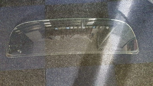 Substituição de vidro traseiro rígido (janela pequena) Mercedes-Benz 190SL – Compatível com W121 - Imagem 1 de 1