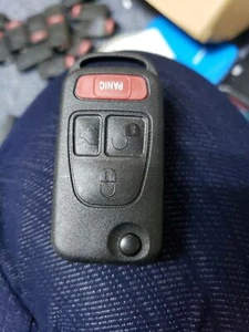 Mercedes Benz ML 320 430 500 SLK 230 Key Fob Without Blade (been glued) - Picture 1 of 9