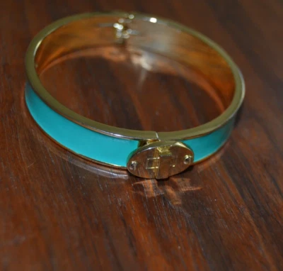 Brazalete Talbots TURQUESA Esmalte Bisagras Tono Dorado Cierre Magnético 3 pulgadas Foto 1 de 4