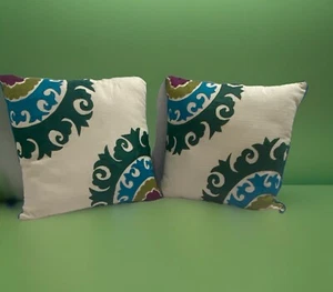 Pier 1 Imports 2 Embroidered Decorative Pillows 15 Inch Teal Green And Magenta - Picture 1 of 13