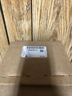 Conversor catalítico GM 12622975 original do fabricante para Cadillac CTS 04-07 novo em folha - Imagem 1 de 3