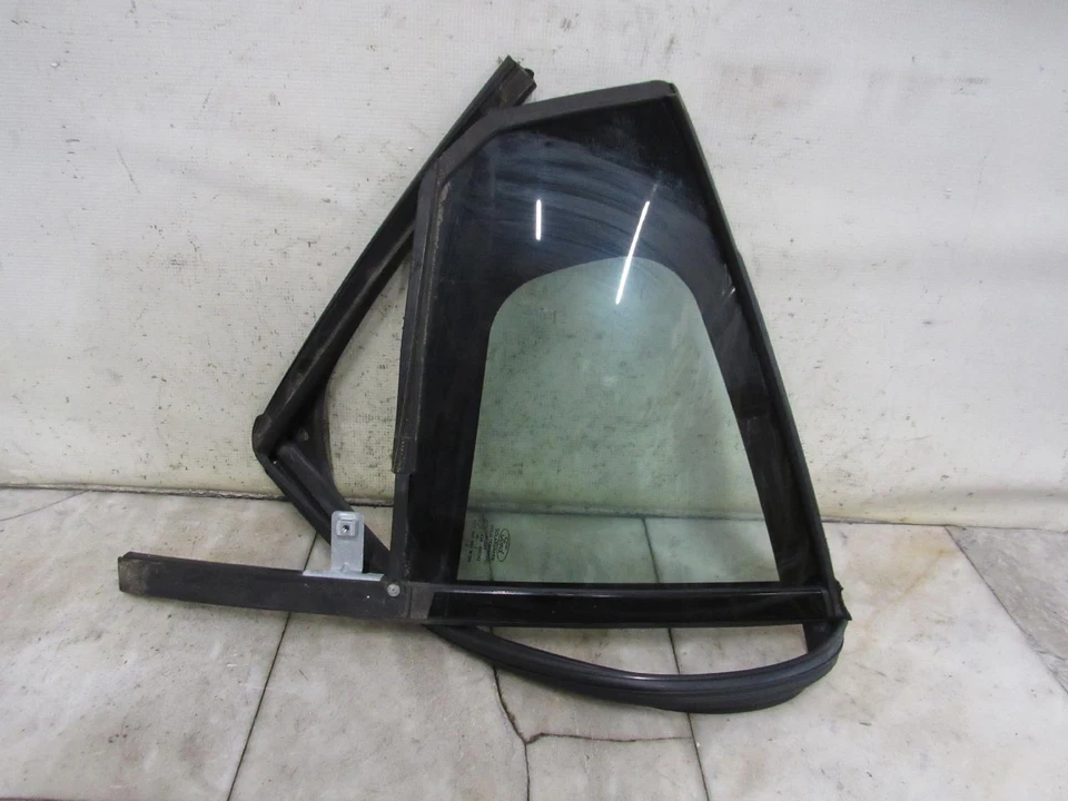 VENT QUART 玻璃窗右 10 11 12 13 14 15 16 17 18 19 福特 TAURUS — 第 1/1 张图片