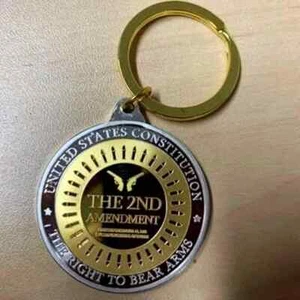 GOLD PLATED KEYCHAIN COIN 2ND AMENDMENT - Picture 1 of 4