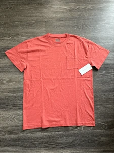 Neu mit Etikett Urban Outfitters RSQ Burnt Orange Tasche T-Shirt Größe Medium - Bild 1 von 4