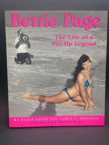 Bettie Page : The Life of a Pin-Up Legend by James L. Swanson, Karen (EL1103970) - Imagen 1 de 6