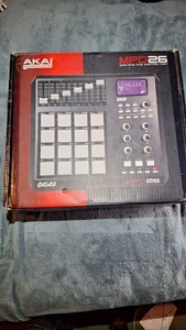Akai MPD26 Velocity Sensitive Pad Controller - Picture 1 of 12