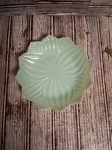 Vintage 8” Anchor Hocking Jadeite Salad Plate Lotus Blossom Dish Fire King 60’s - Picture 1 of 2