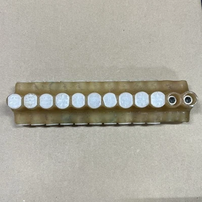 Burndy BIBS250-12 #10AWG-250KCMIL, Multitap 12 Port Connector 2-Sided Entry - Image 1 of 4