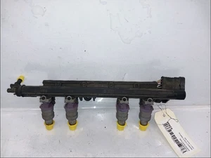 RAMPE D'INJECTION Renault Clio II (BB/CB) 2010 8200465550 - Imagen 1 de 3