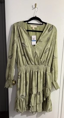 Nuevo Con Etiquetas XL Vestido Verde Michael Kors Estampado Cachemira Volantes Foto 1 de 4