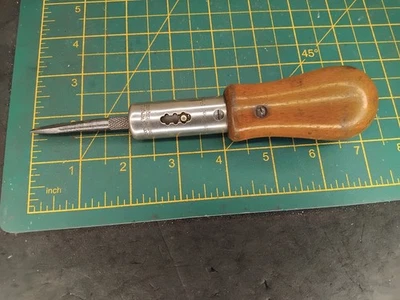 Vintage Moore & Wright Ratchet Screwdriver 51mm x 6.3mm Blade BX01M19840 - Image 1 of 4