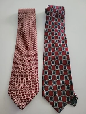 Шелковый галстук Roundtree & Yorke • темно-бордовый и серебристый / Bert Pulitzer красный и черный шелк  - Изображение 1 из 4